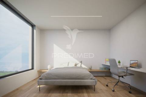 Moradia independente t4 aroeira