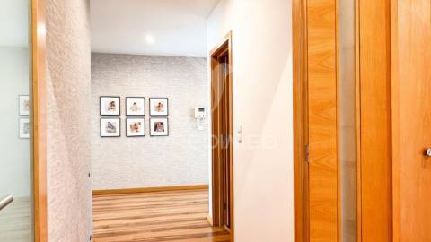 Apartamentot3 com vista mar + 2 garagens | nogueira da regedoura