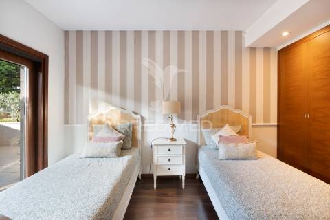 Apartamento t3 em condomínio privado - morgado lusitano