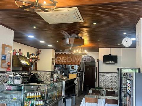 Restaurante | em funcionamento | belas