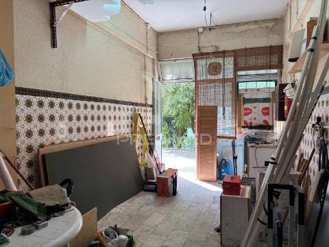 Garagem | afetação comércio | mira sintra