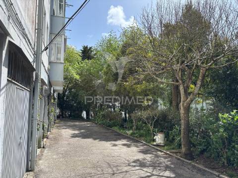 Garagem | afetação comércio | mira sintra