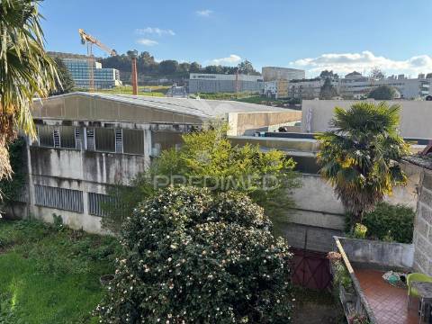 Moradia no centro de guimarães