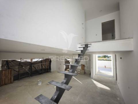 Moradia t4 em construção - salvaterra de magos