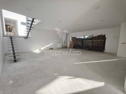 Moradia t4 em construção - salvaterra de magos