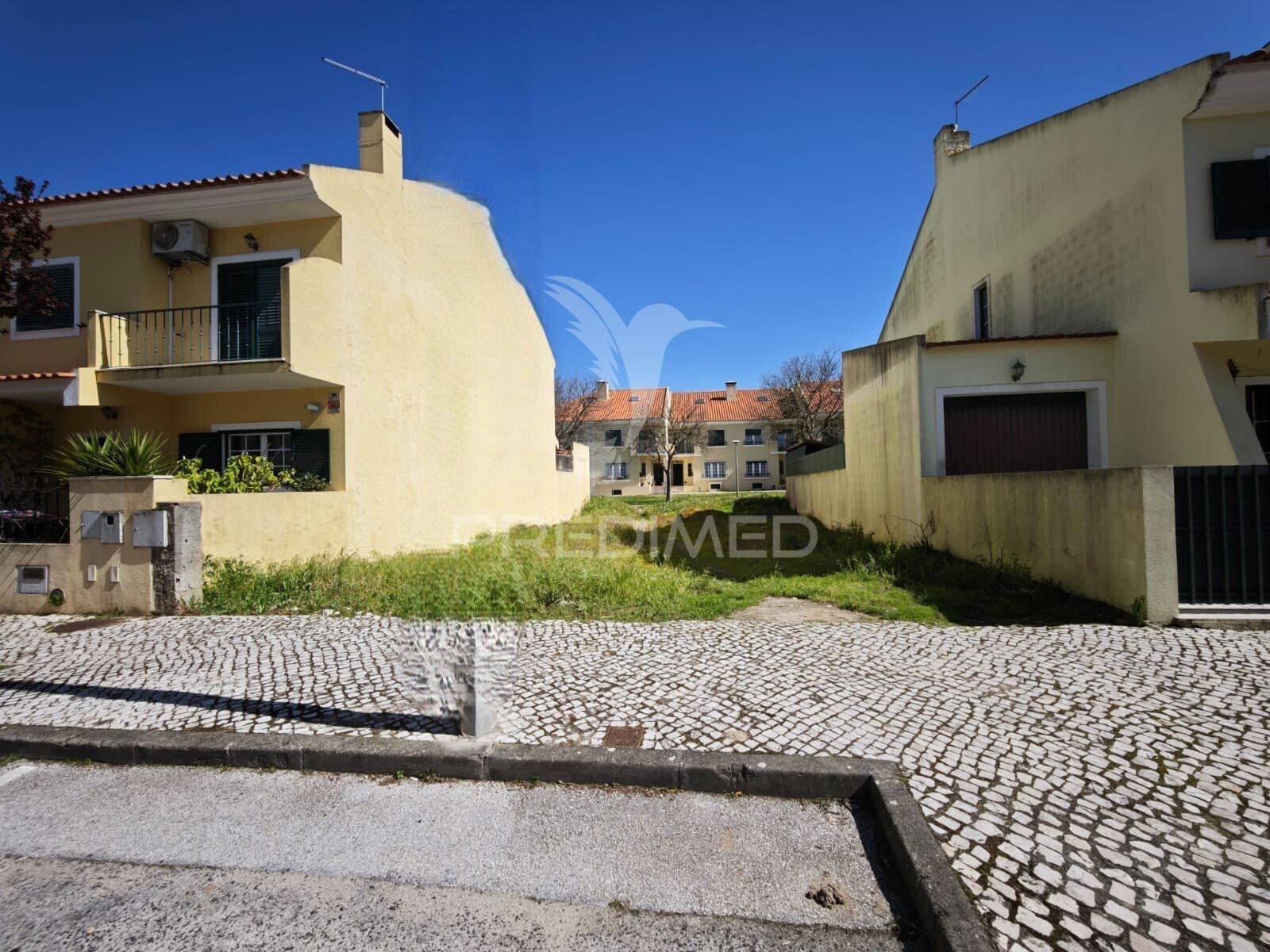 Lote urbano em benavente