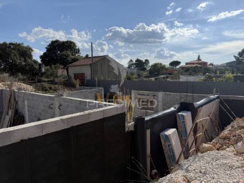 Moradia t4 em construção