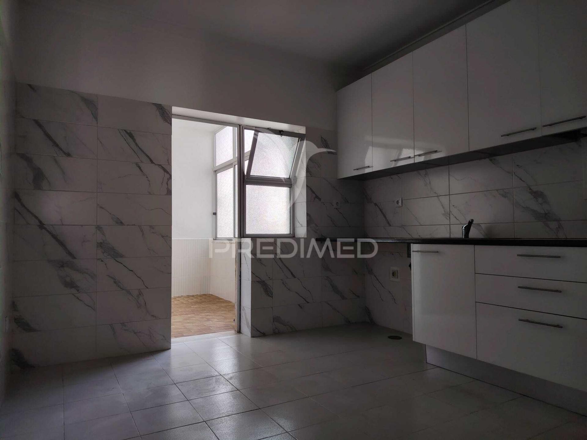 T2 com arrecadação na baixa da banheira