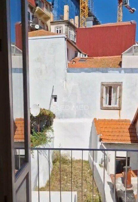 Apartamento t1 novo  coração da ribeira junto rio douro