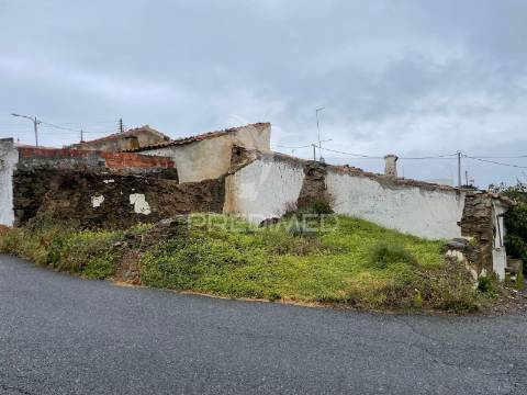 Odeleite - terreno com ruína para construção