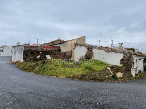 Odeleite - terreno com ruína para construção