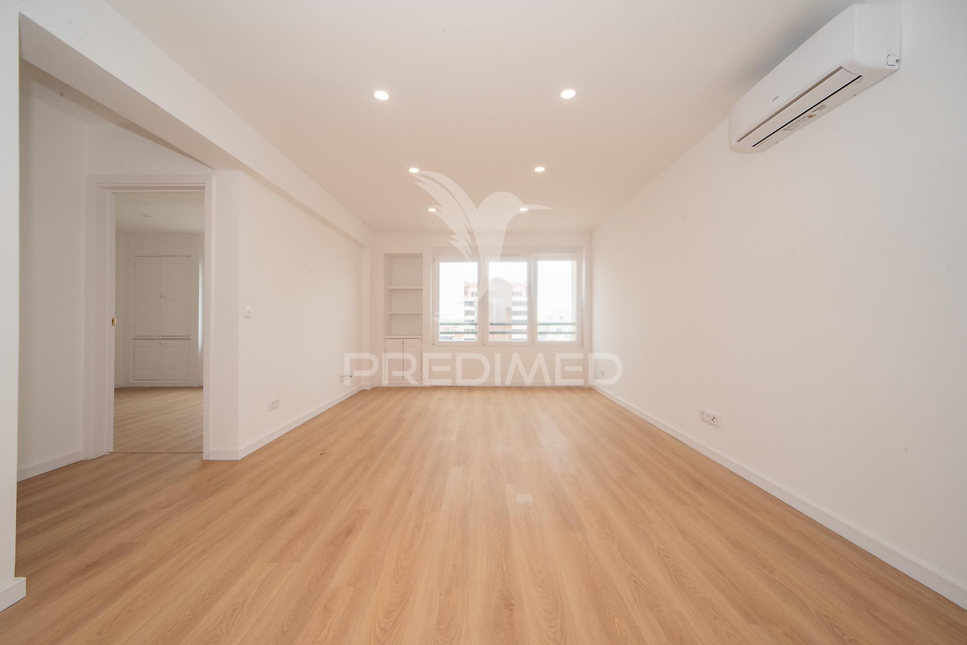 Apartamento  lisboa t3 gemini remodelado