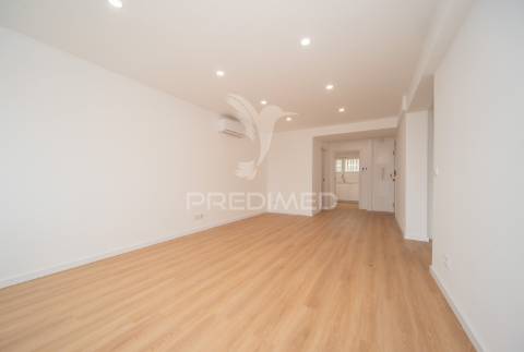 Apartamento  lisboa t3 gemini remodelado