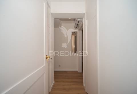 Apartamento  lisboa t3 gemini remodelado