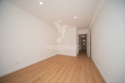 Apartamento  lisboa t3 gemini remodelado