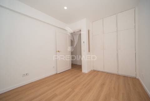 Apartamento  lisboa t3 gemini remodelado