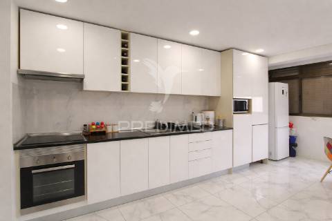 T3 com varandas e cozinha remodelada - montijo