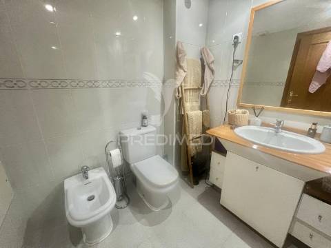 Apartamento t3  com parqueamento  - fidalguinhos