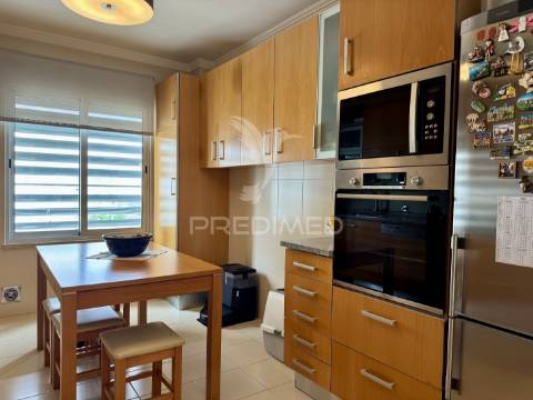 Exclusivo apartamento t2 no alto das nogueiras