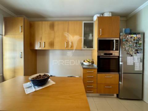 Exclusivo apartamento t2 no alto das nogueiras