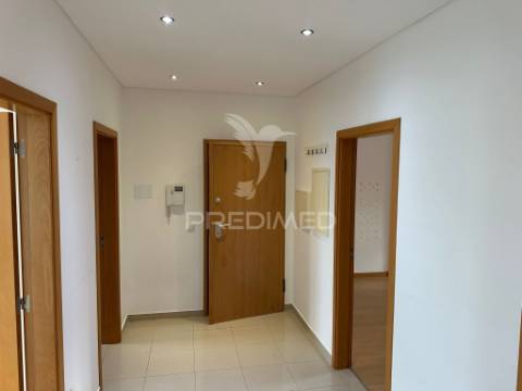 Apartamento t2 em castelo branco