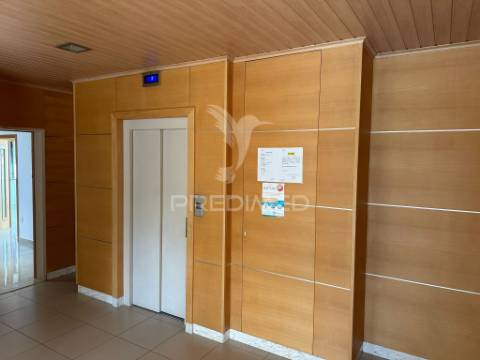 Apartamento t2 em castelo branco