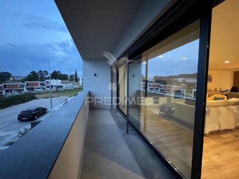 Moradia t3 moderna para arrendamento em palmeira – braga