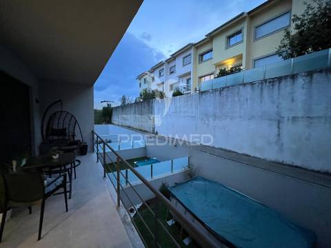 Moradia t3 moderna para arrendamento em palmeira – braga