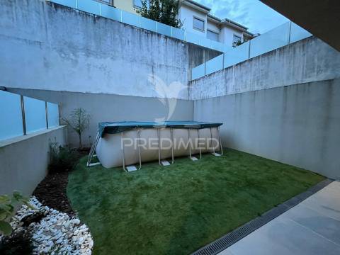 Moradia t3 moderna para arrendamento em palmeira – braga