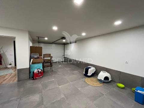 Moradia t3 moderna para arrendamento em palmeira – braga