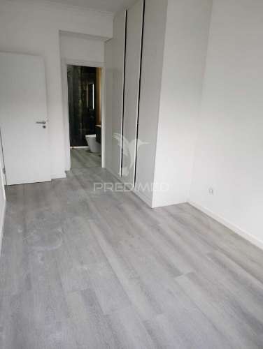 Arrenda se t3 renovado liceu/setúbal