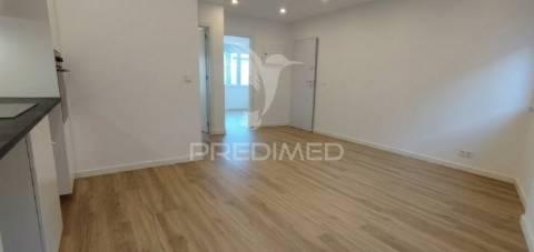 Apartamento t2 no forte da casa