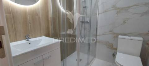 Apartamento t2 no forte da casa