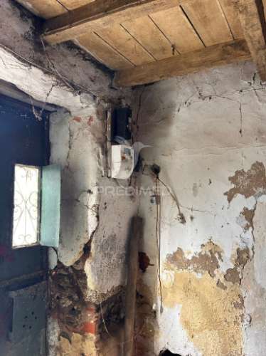 Oportunidade de investimento – moradia t4 para remodelação total na tolosa