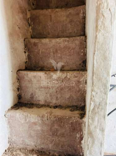 Oportunidade de investimento – moradia t4 para remodelação total na tolosa