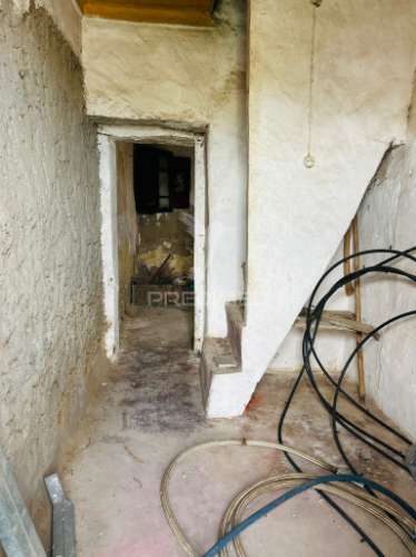 Oportunidade de investimento – moradia t4 para remodelação total na tolosa