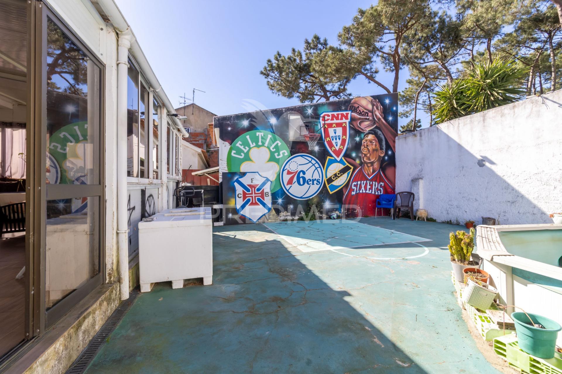 Moradia térrea em pinhal de frades - seixal