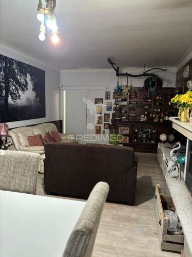 Moradia térrea em pinhal de frades - seixal