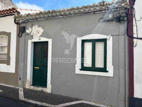 Moradia para recuperar em santa luzia – excelente oportunidade de investimento