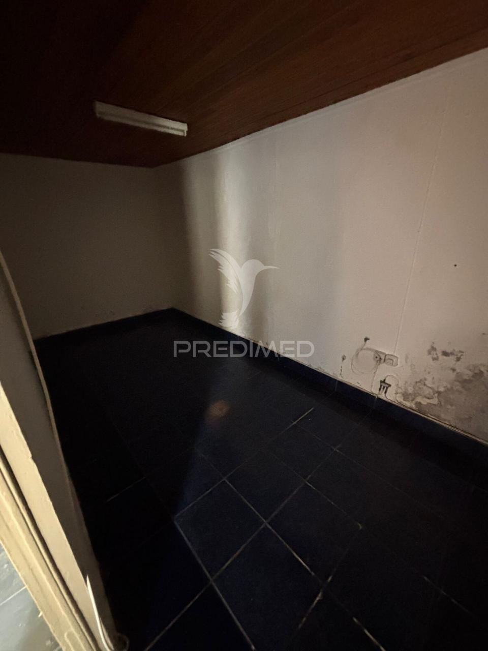 Moradia para recuperar em santa luzia – excelente oportunidade de investimento