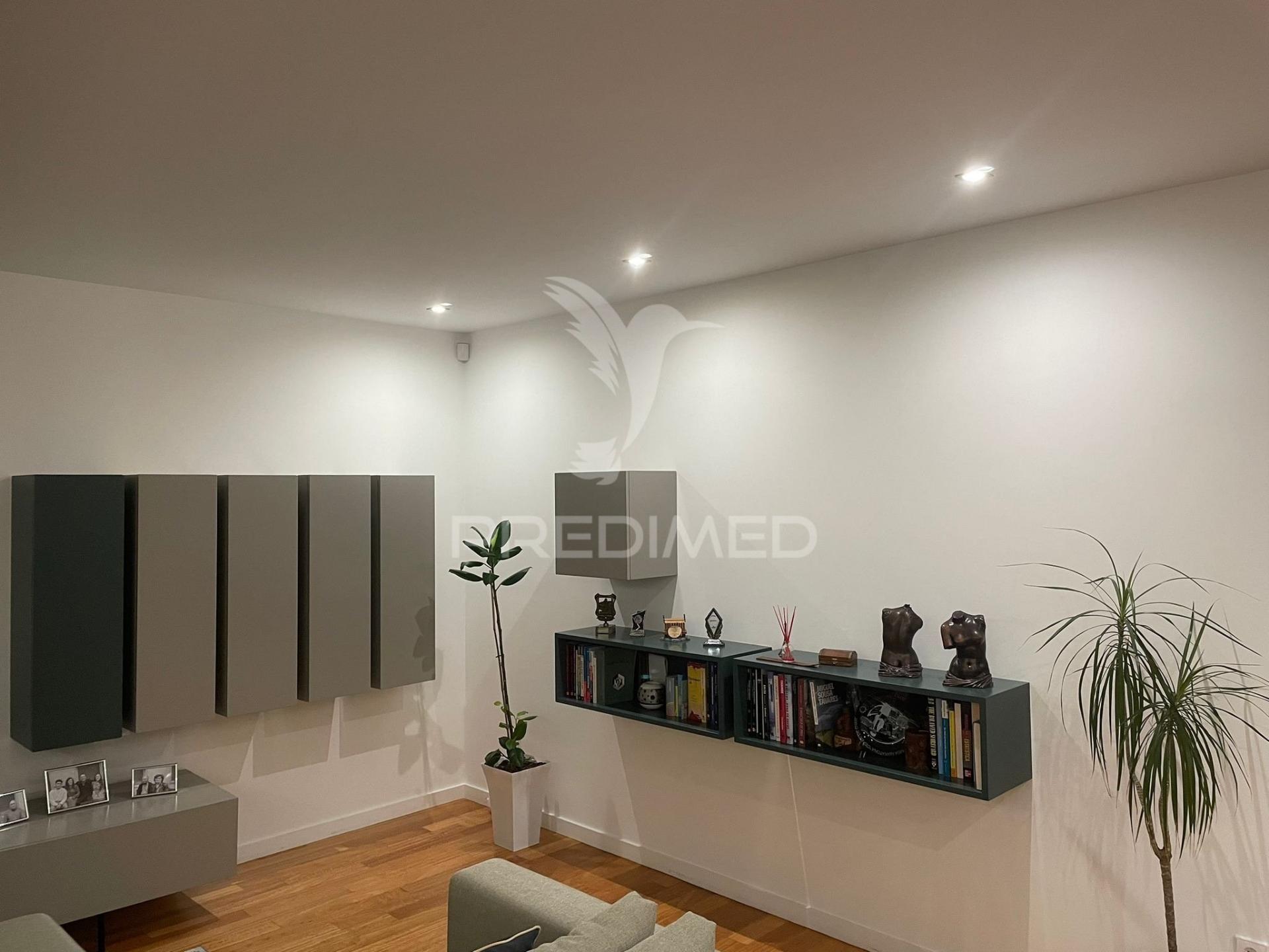 Apartamento t3 totalmente mobilado para arrendamento a 50 metros da praia em vila do conde