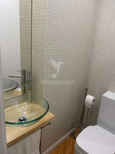 Apartamento t3 totalmente mobilado para arrendamento a 50 metros da praia em vila do conde