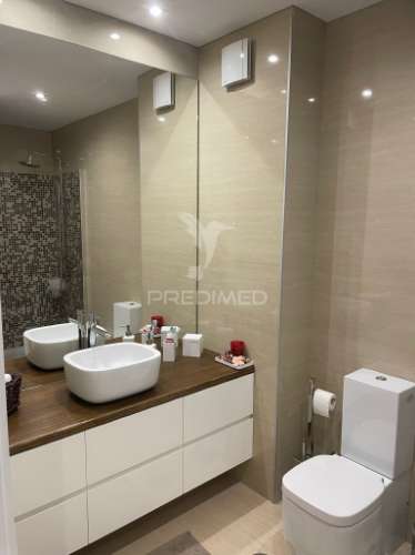 Apartamento t3 totalmente mobilado para arrendamento a 50 metros da praia em vila do conde