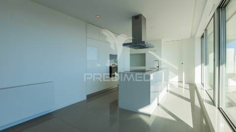 Penthouse t4  -  antas, porto