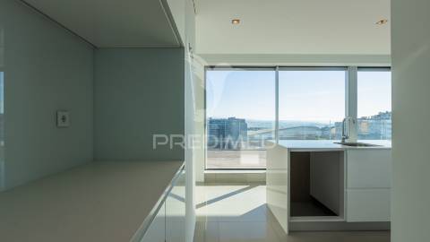 Penthouse t4  -  antas, porto