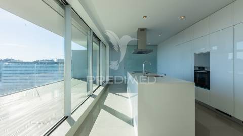 Penthouse t4  -  antas, porto