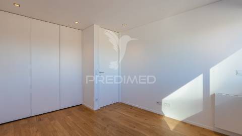 Penthouse t4  -  antas, porto