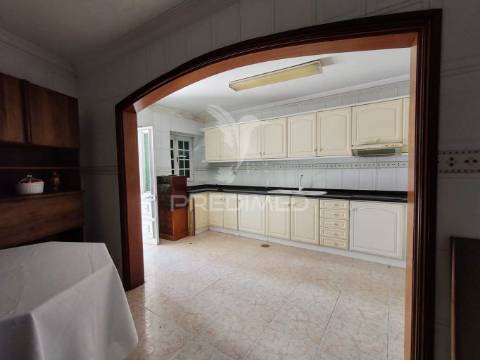 Moradia no centro de ermesinde