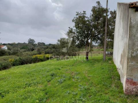 Monte alentejano com 5,6 hc,são francisco serra, santiago do cacém.