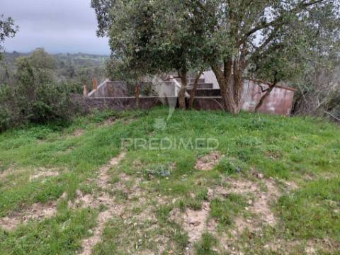 Monte alentejano com 5,6 hc,são francisco serra, santiago do cacém.